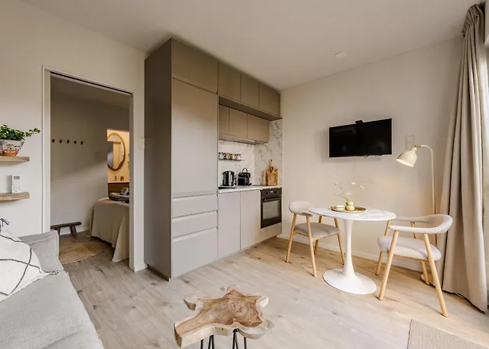 Heart Private Parking