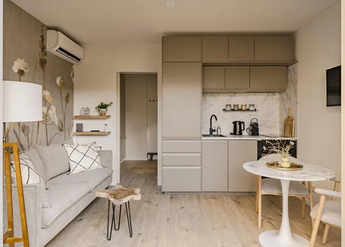 Heart Private Parking