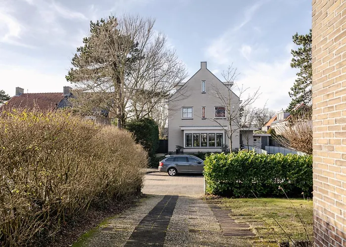 Heart Private Parking